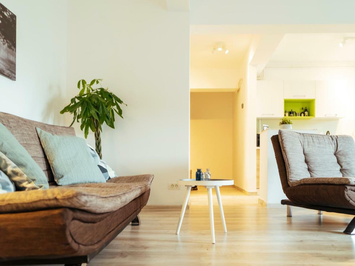 Bright And Spacious Central Apartment- Piata Amzei بوخارست المظهر الخارجي الصورة